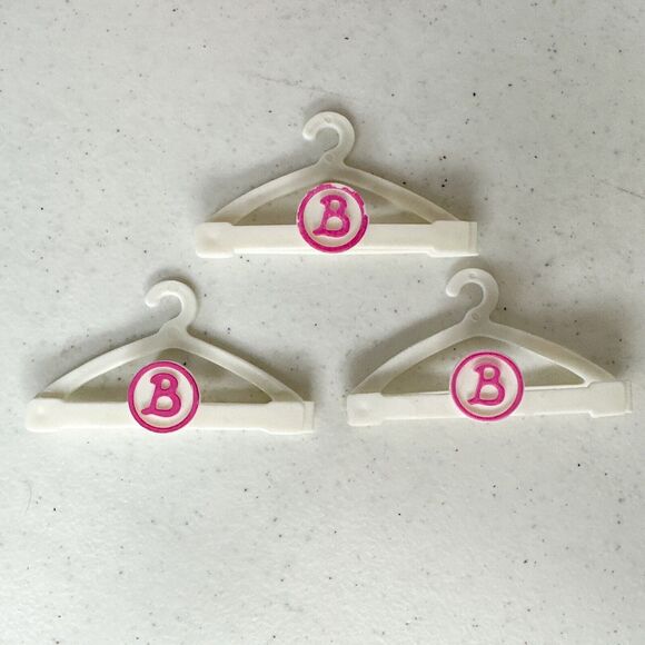 Vtg 1993 Mattel Barbie Doll Accessory Storage Travel Case Cylinder &‎ 3 Hangers - Picture 9 of 12